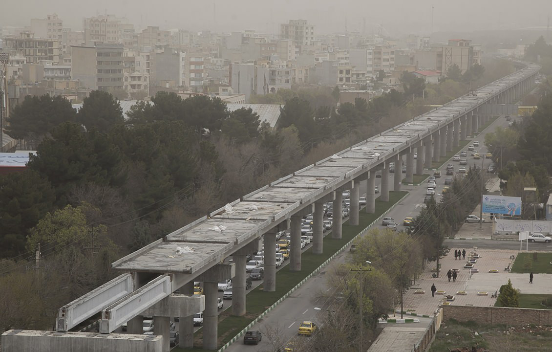 آغاز “ریل‌گذاری” قطار شهری کرمانشاه
